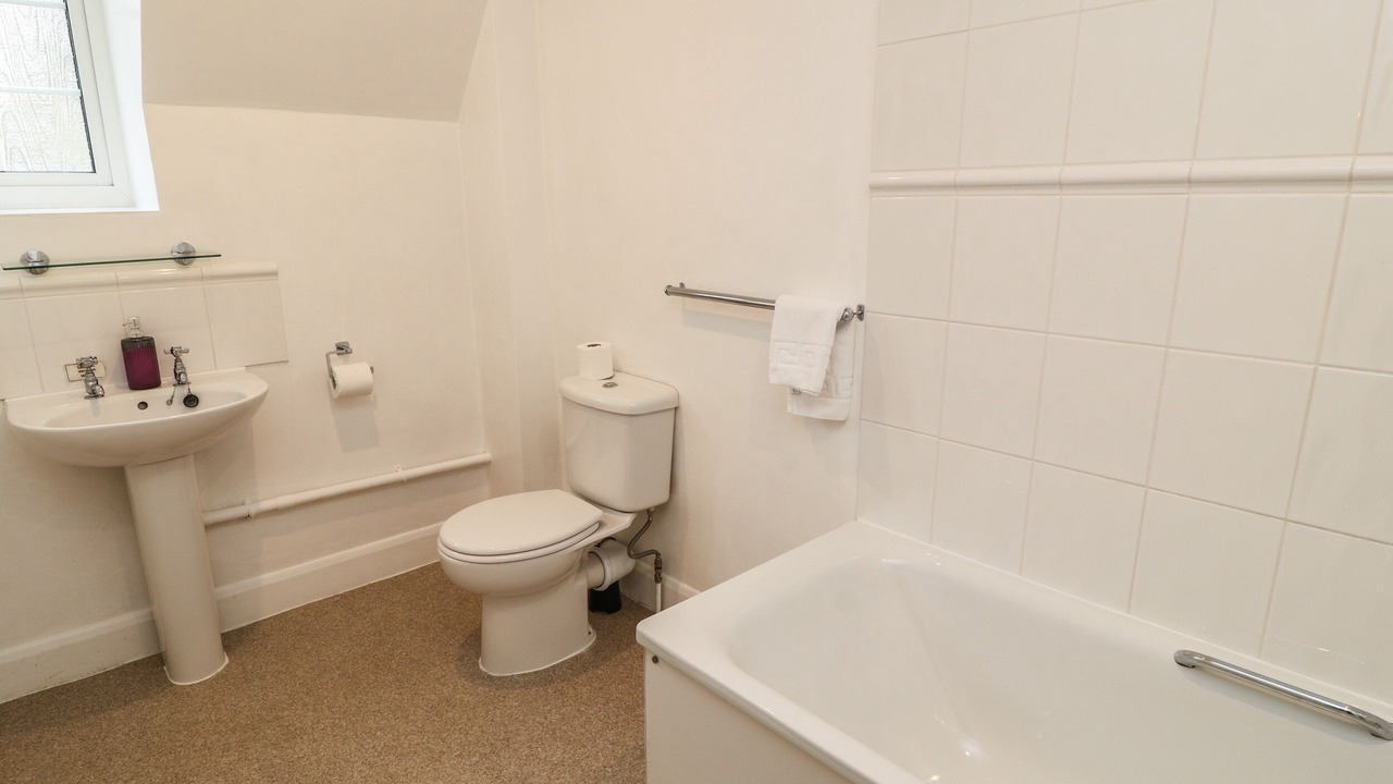 Photo of Others in Shoscombe