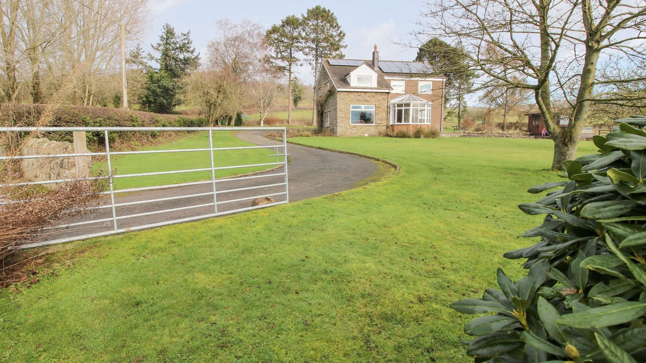 Photo of Others in Clun