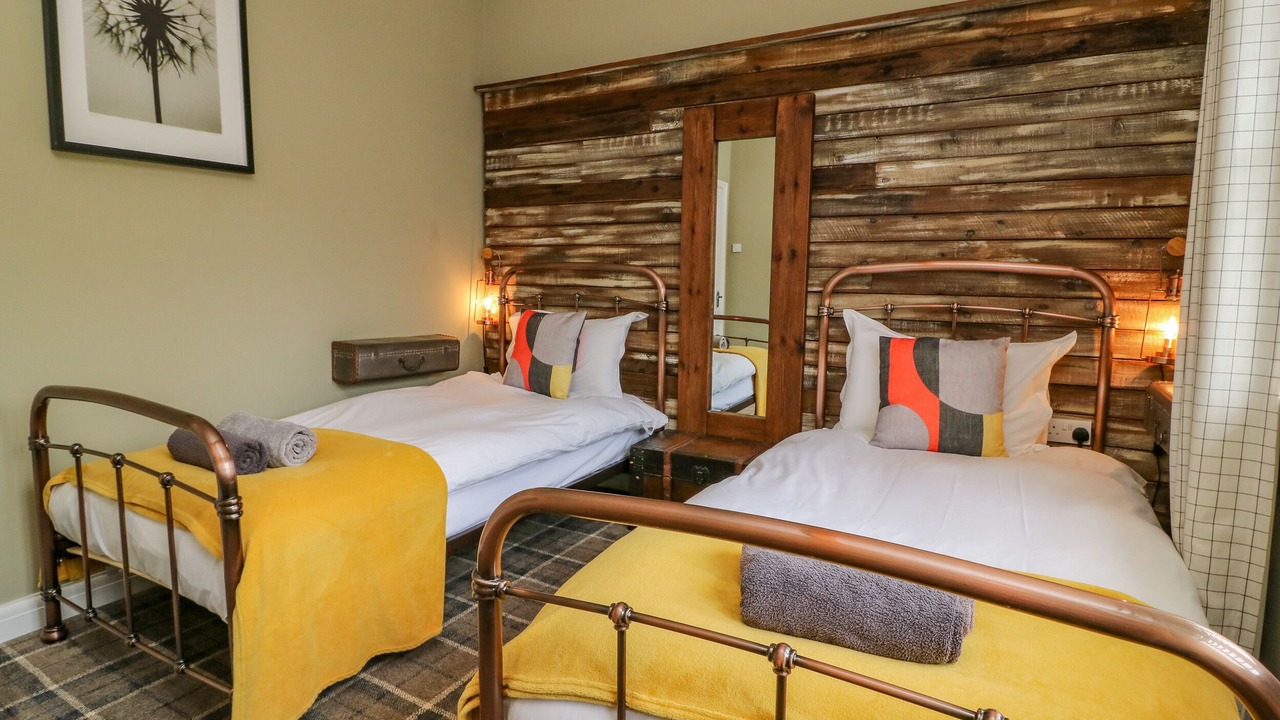 Photo of Others in Leven