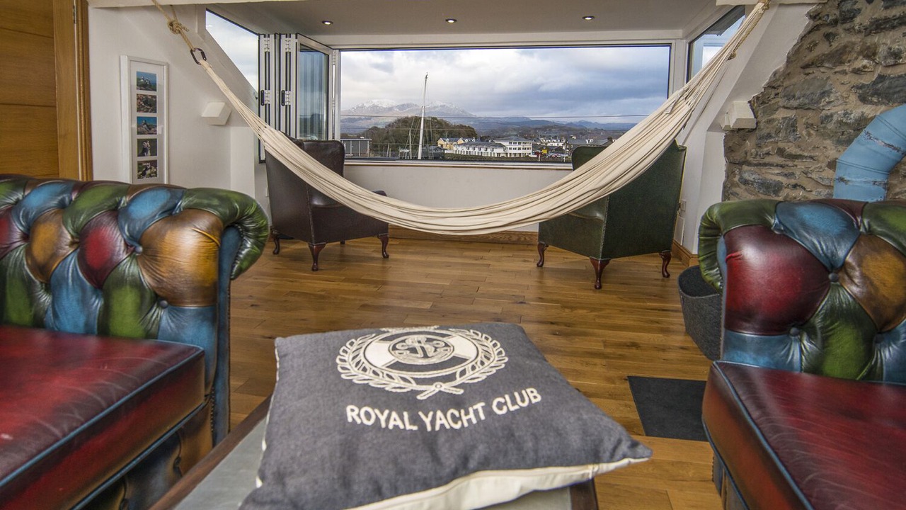 Photo of Others in Borth-y-Gest