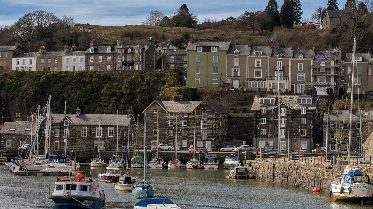 Photo of Others in Borth-y-Gest