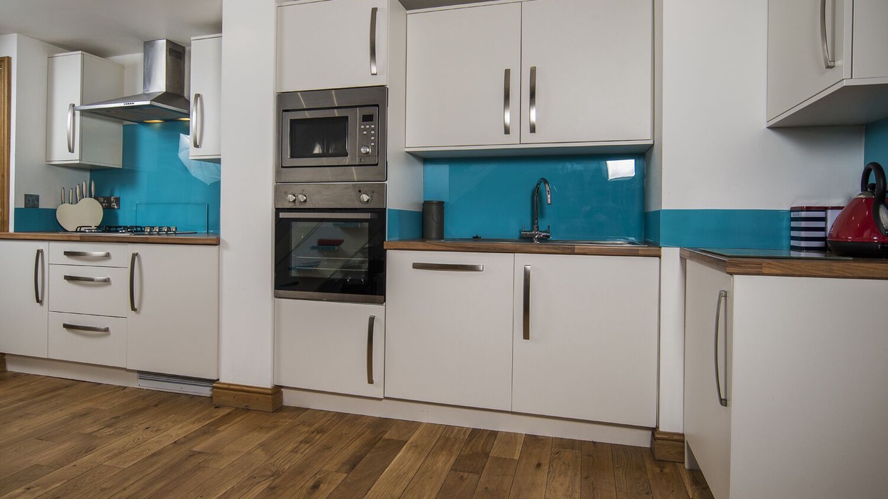 Photo of Kitchen in Borth-y-Gest