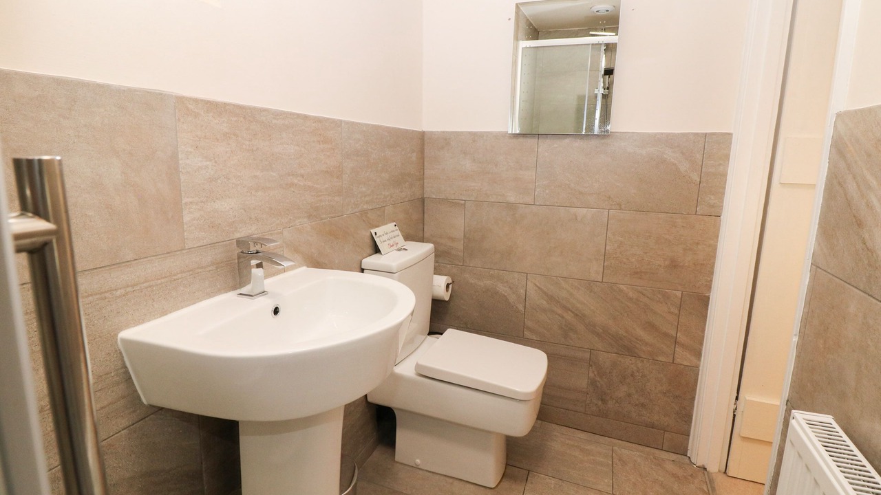 Photo of Bathroom in Hathersage