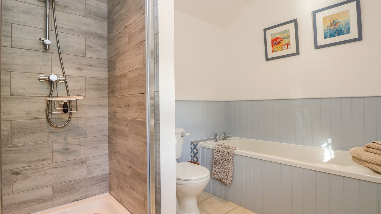 Photo of Others in Mabe