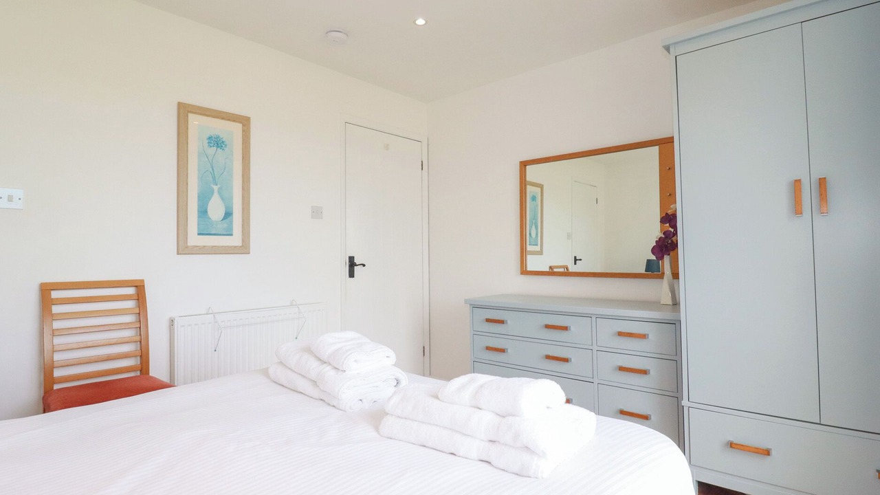 Photo of Others in Lusty Glaze