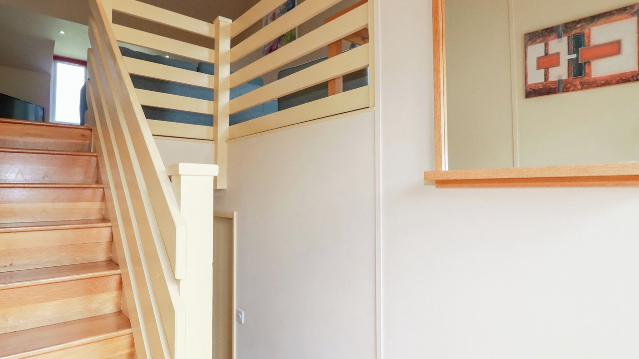 Photo of Others in Lusty Glaze