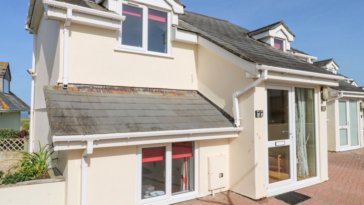 Photo of Outdoor in Lusty Glaze