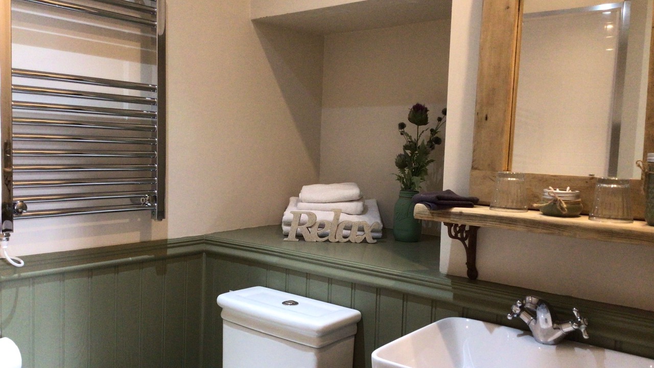 Photo of Bathroom in Drumnadrochit