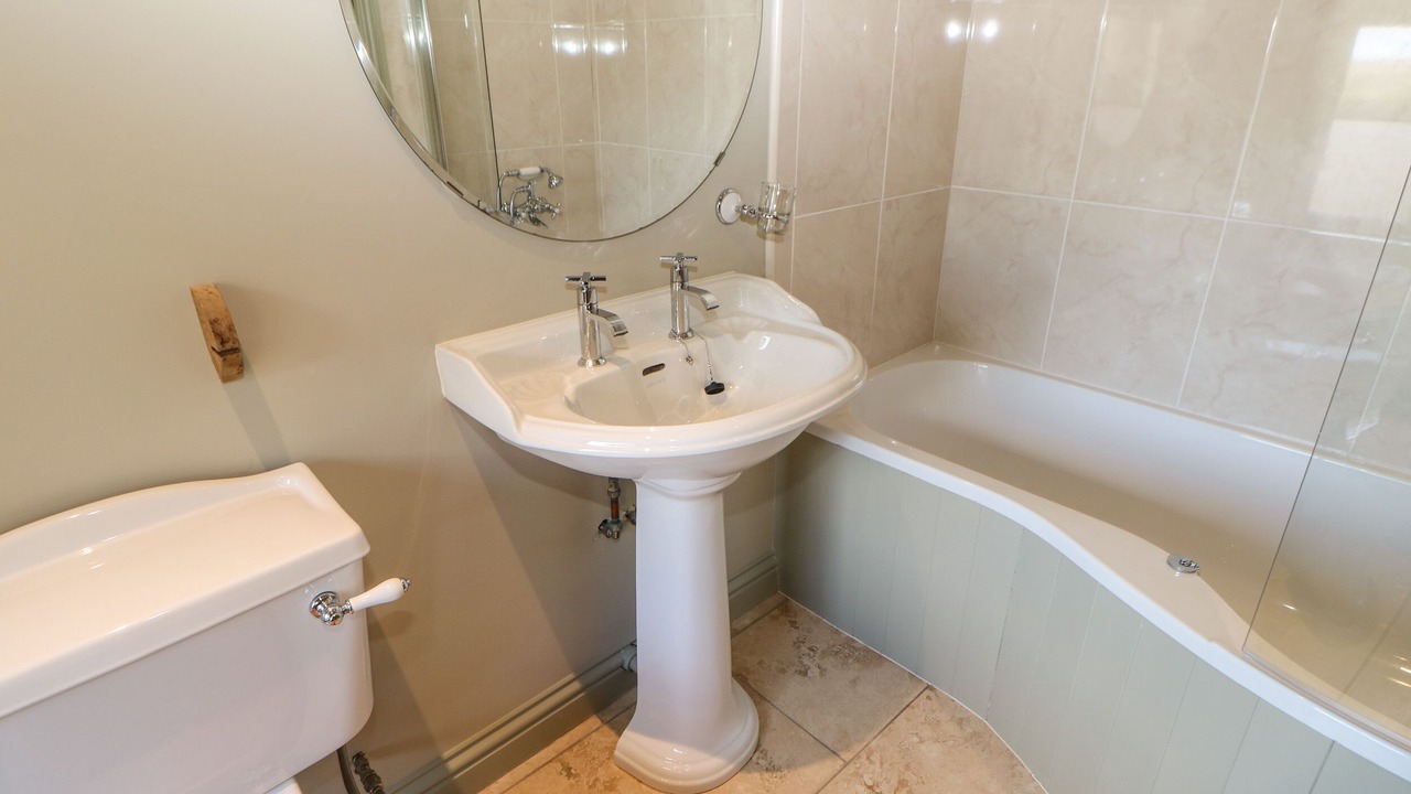 Photo of Bathroom in Barnard Castle