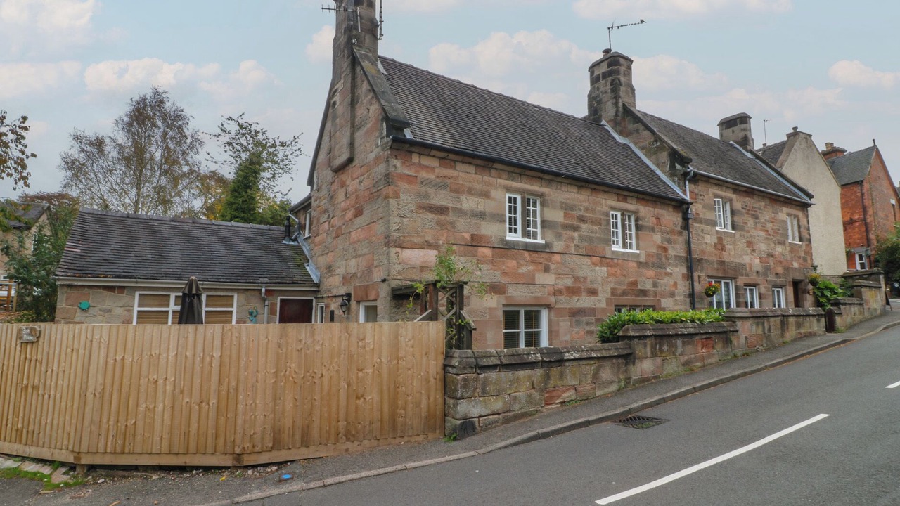 Photo of Outdoor in Alton