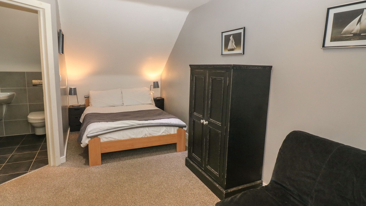 Photo of Others in Farley