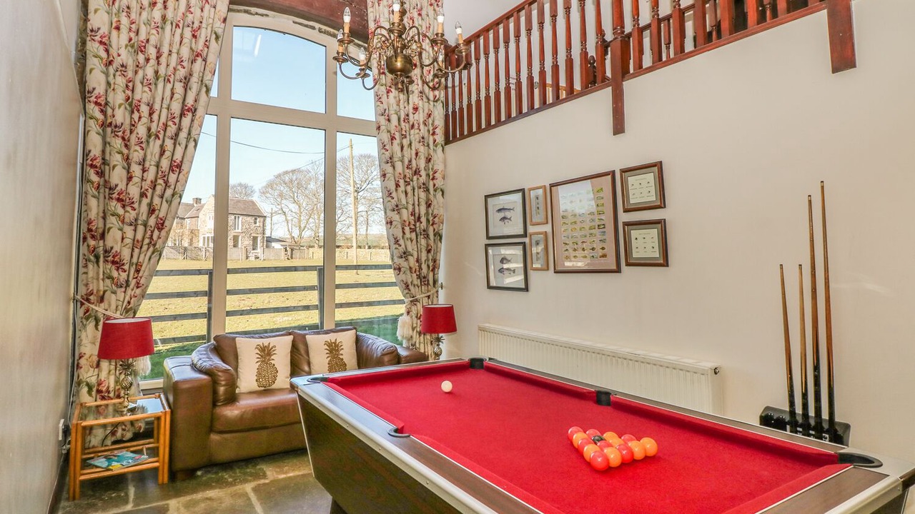 Photo of Bedroom in Millhouse Green