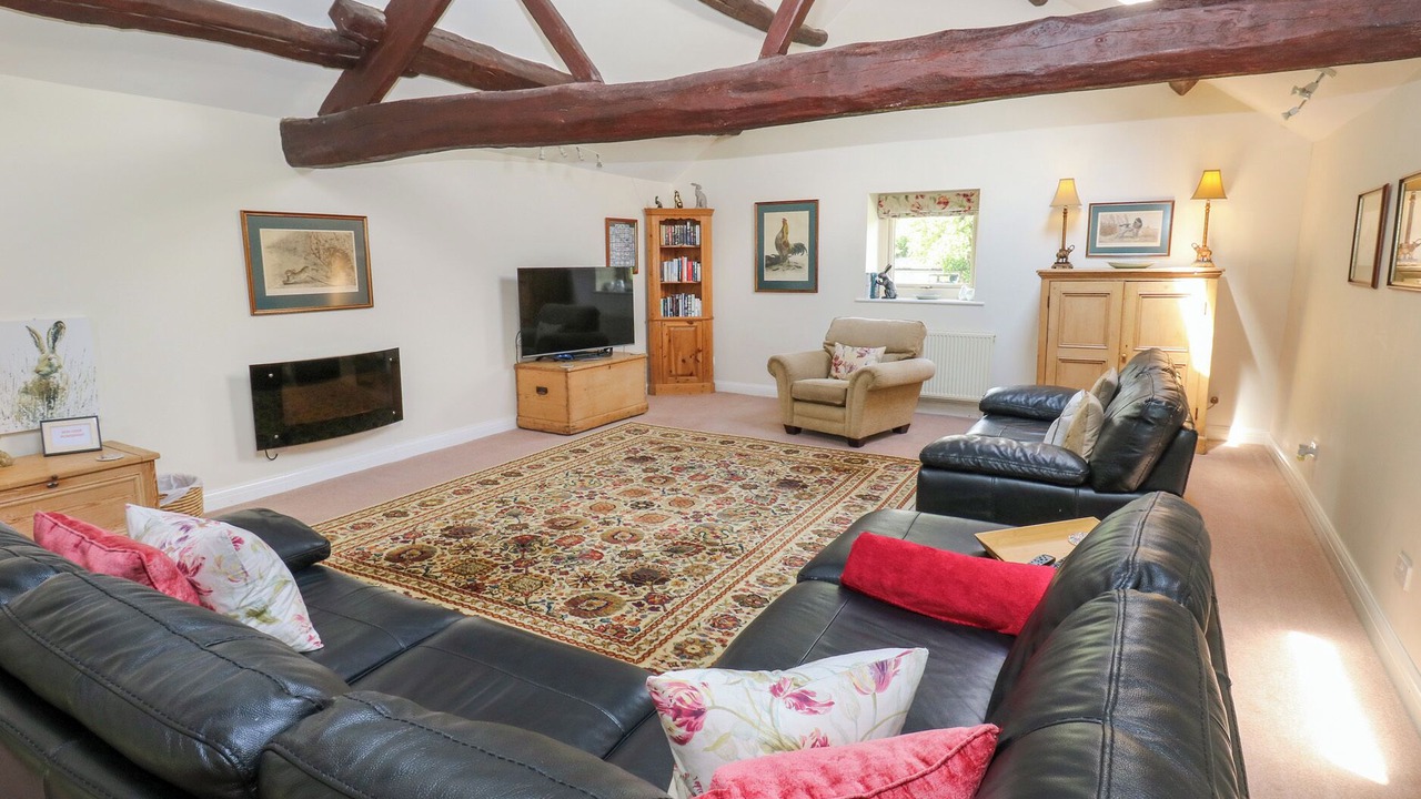 Photo of Others in Millhouse Green