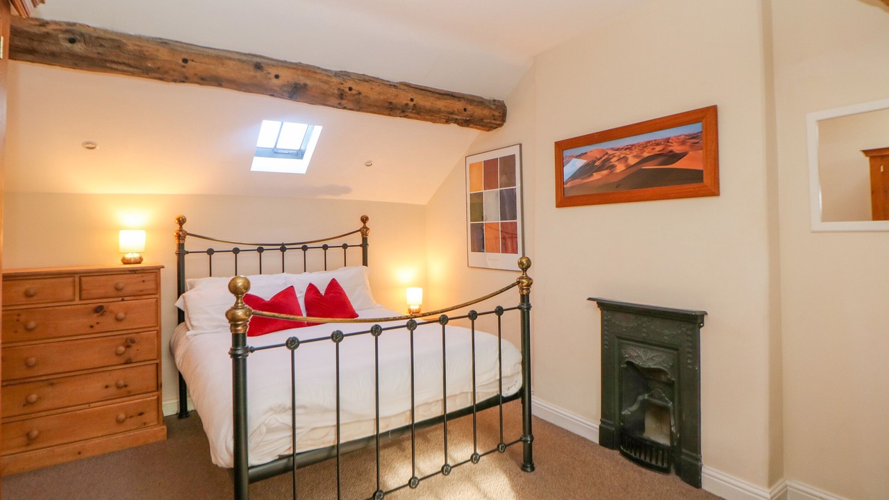 Photo of Others in Totley