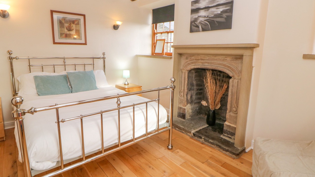 Photo of Others in Totley