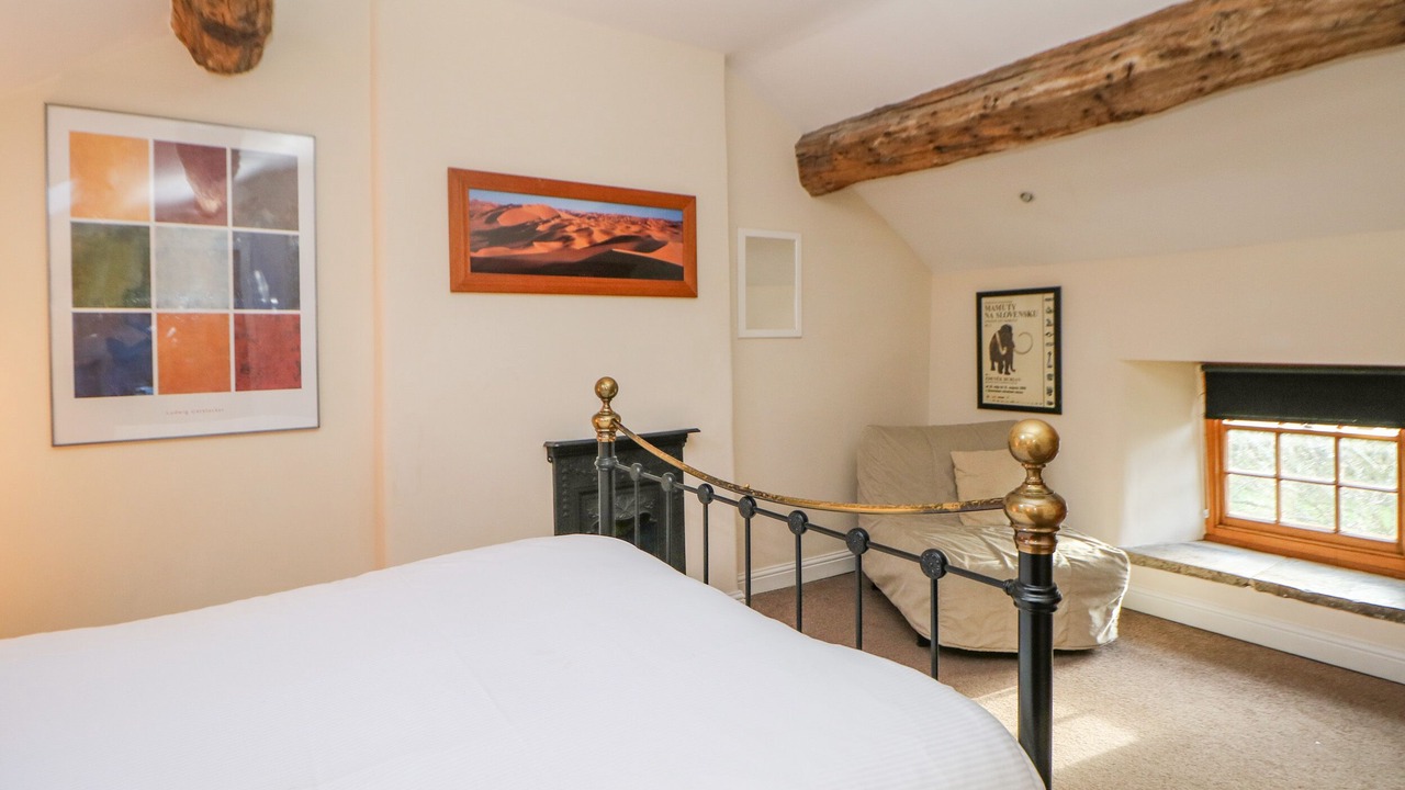 Photo of Others in Totley