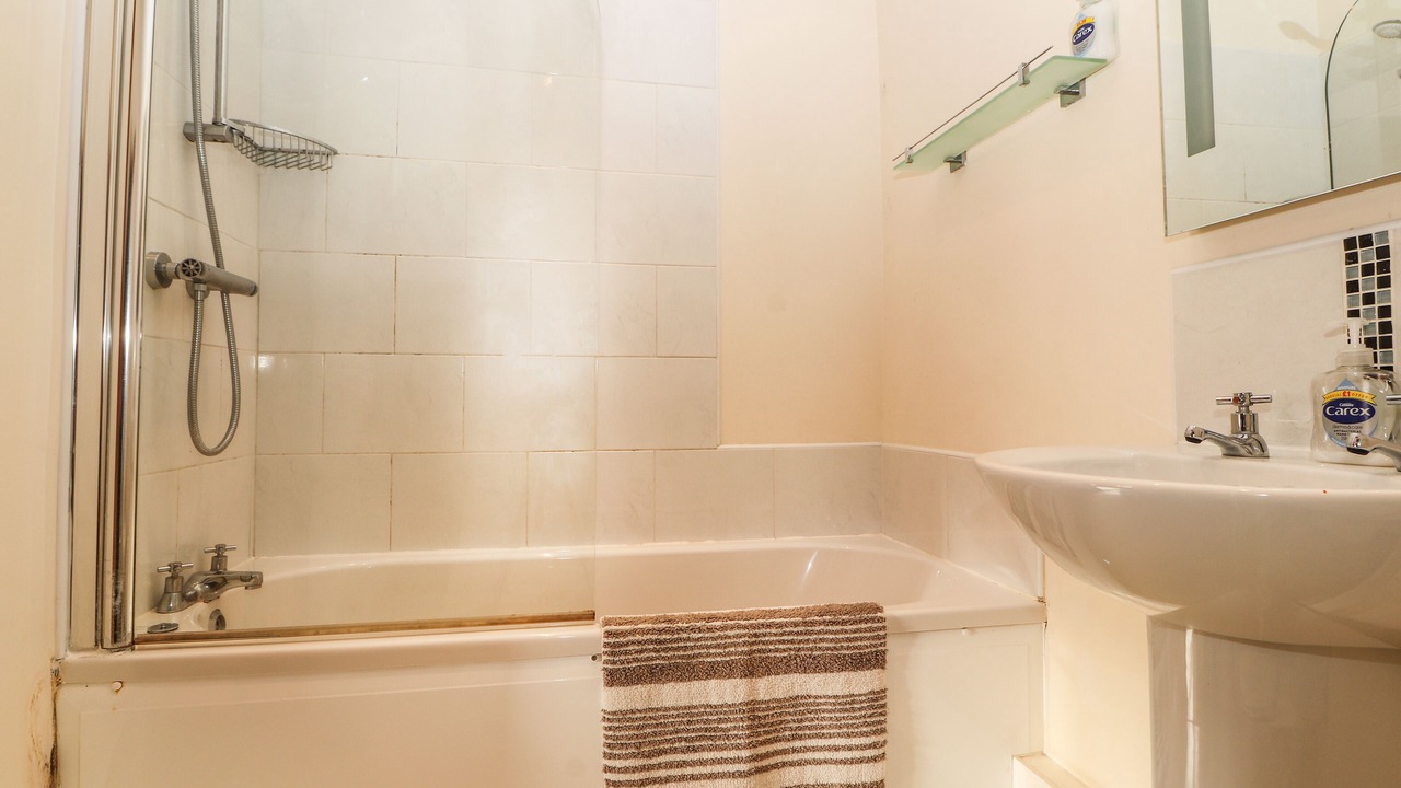 Photo of Bathroom in Ruthin