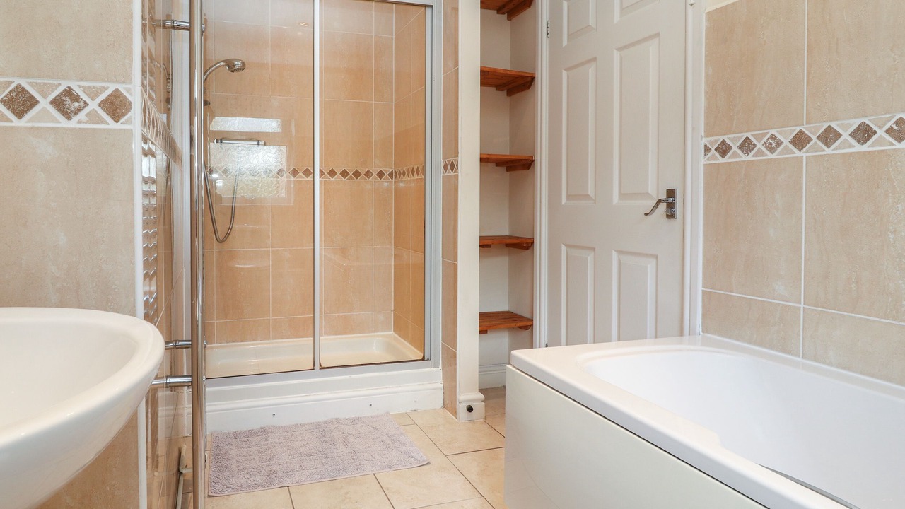 Photo of Bathroom in Cheshire West and Chester
