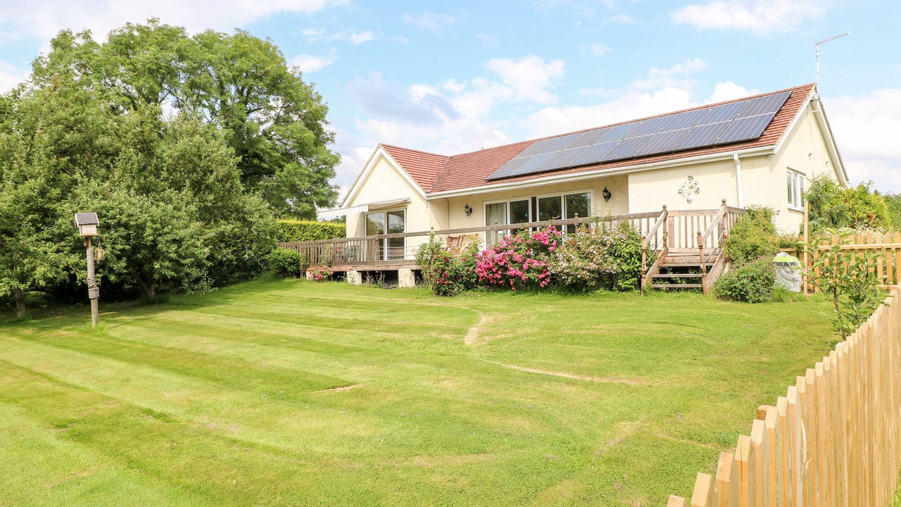 Photo of Others in Findern