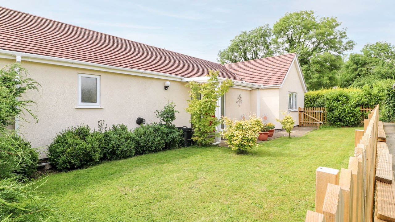 Photo of Others in Findern