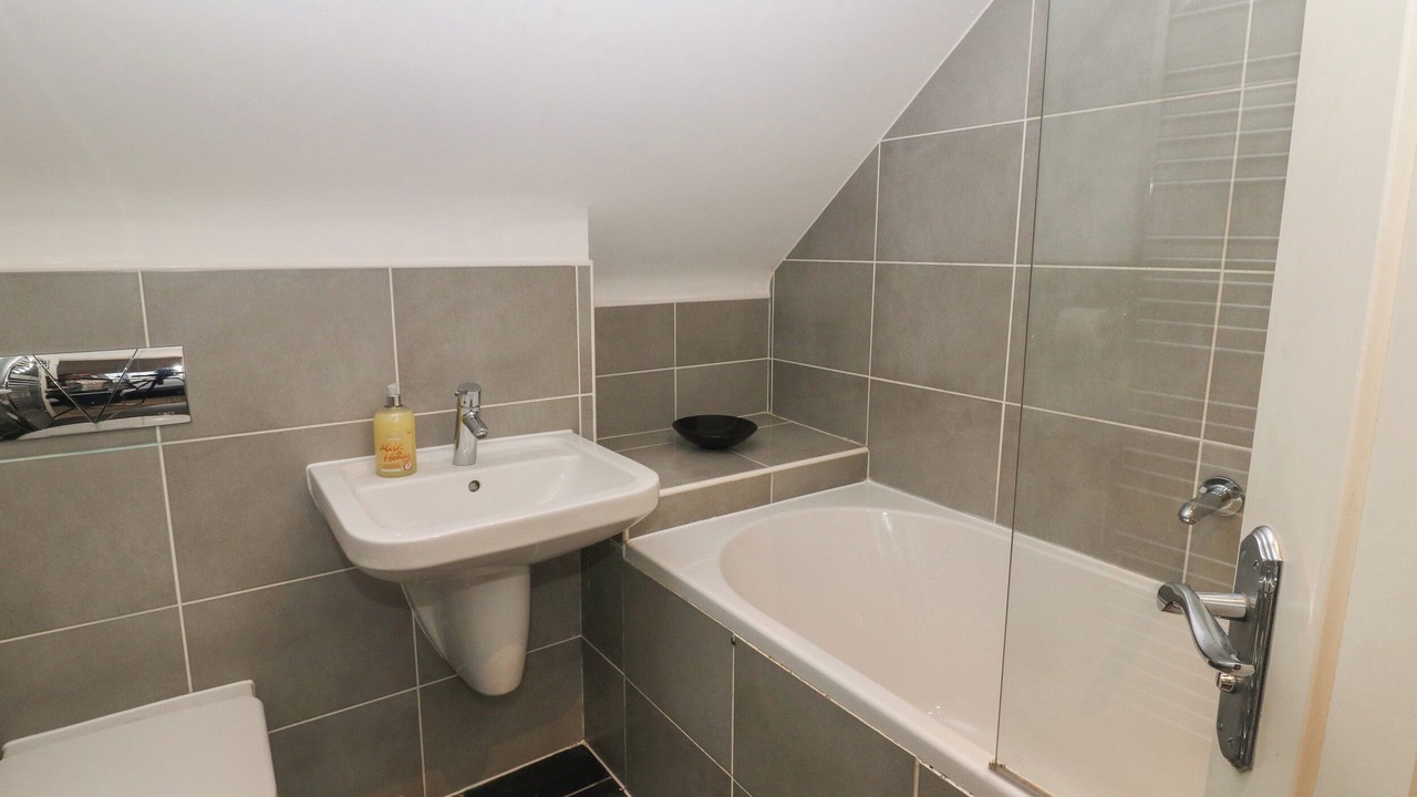 Photo of Others in Farley