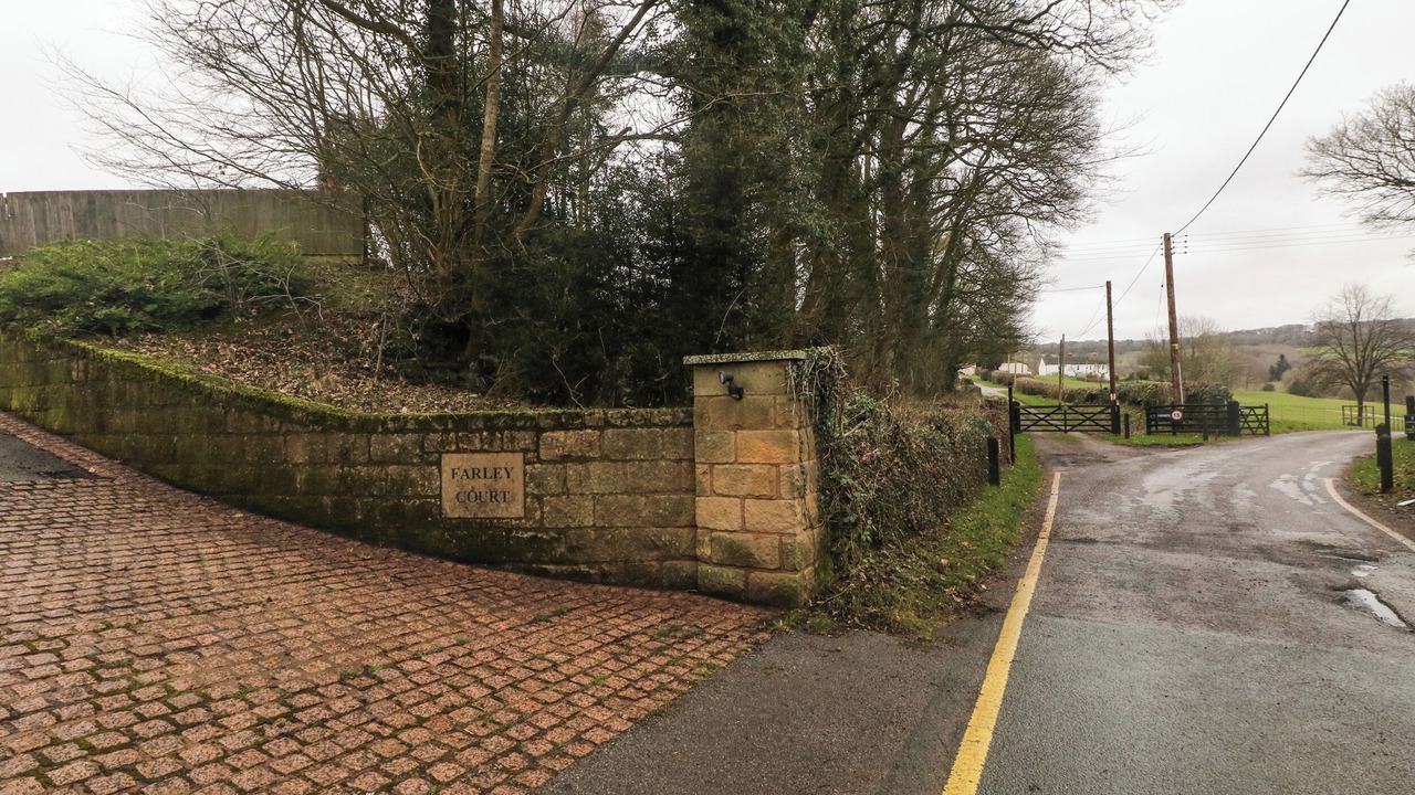 Photo of Others in Farley