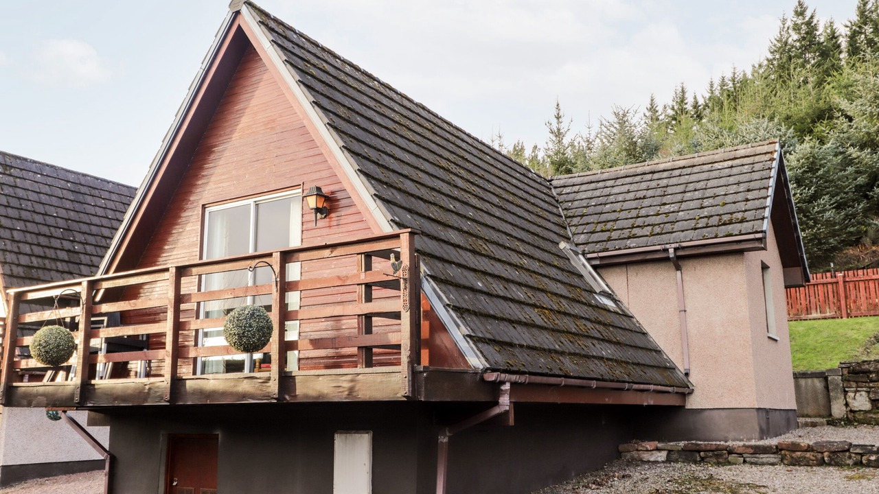 Photo of Others in Heights of Achterneed