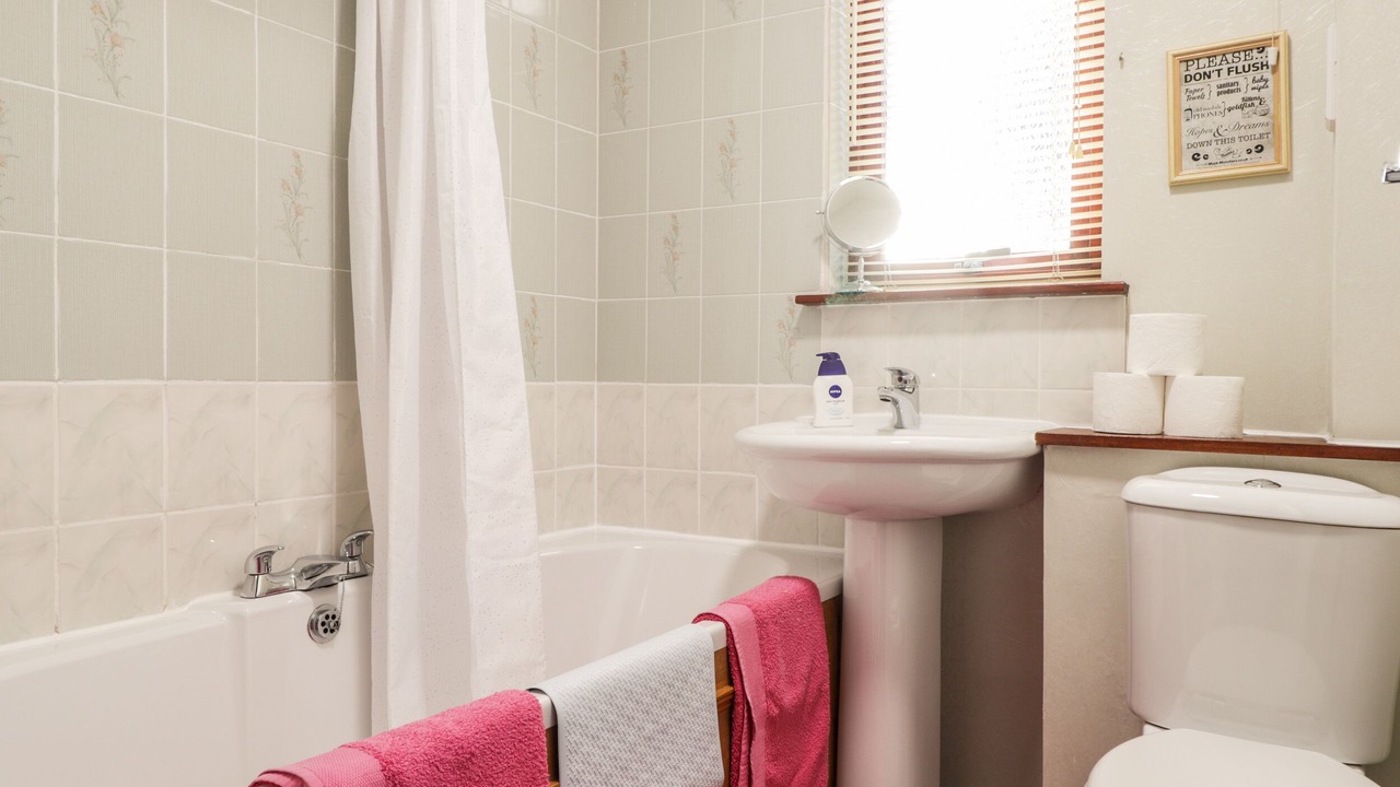 Photo of Bathroom in Heights of Achterneed