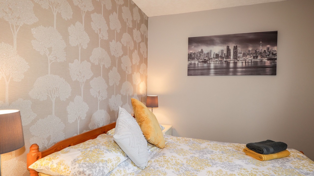 Photo of Others in Heights of Achterneed