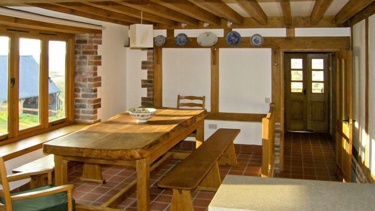 Photo of Livingroom in Tirabad