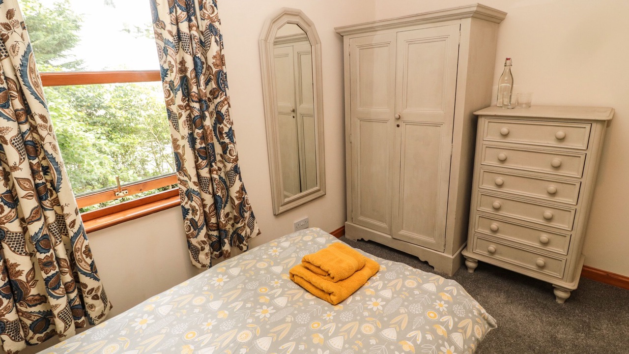 Photo of Others in Duns