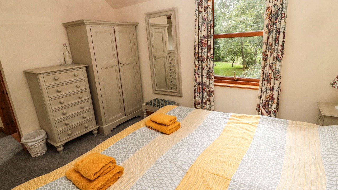 Photo of Others in Duns