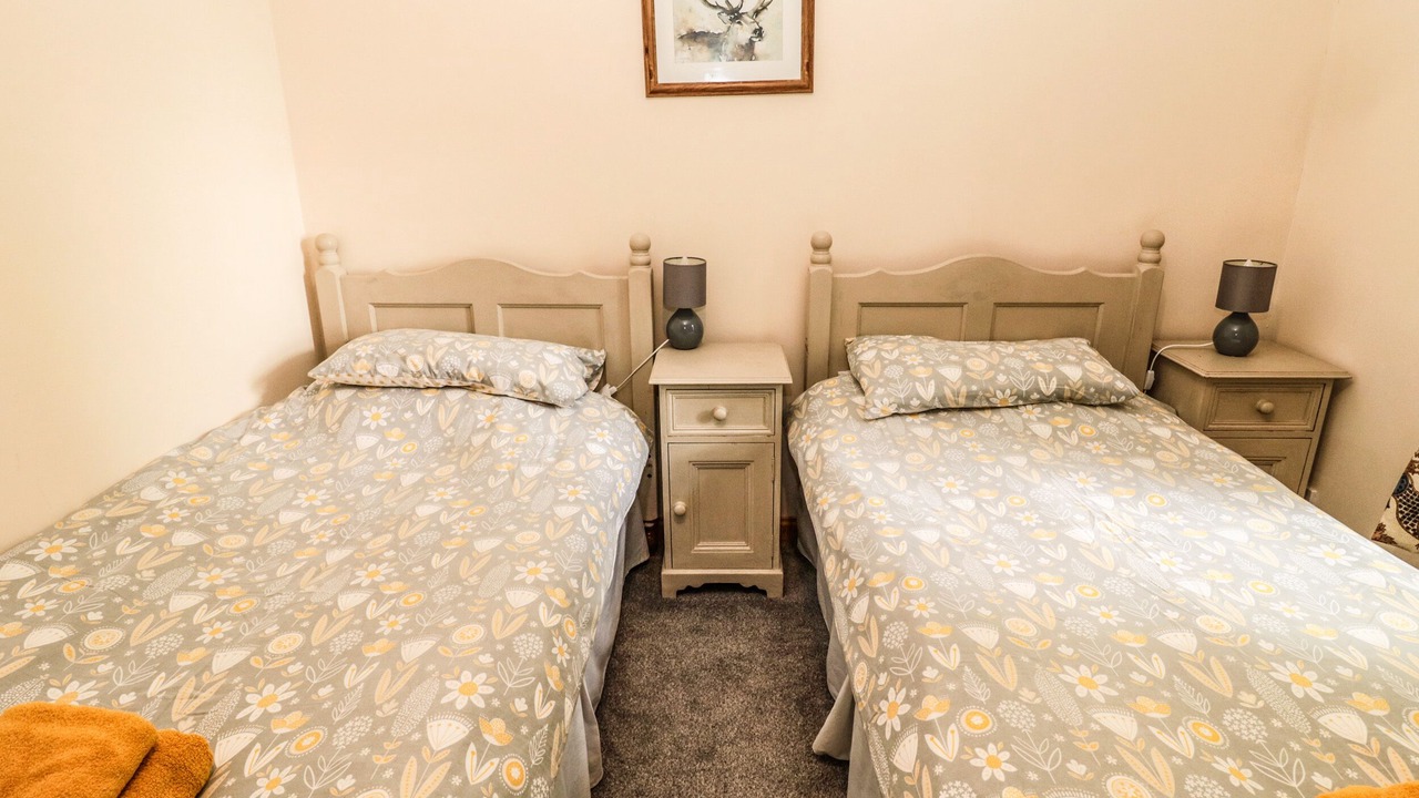 Photo of Others in Duns