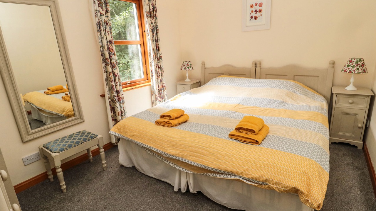 Photo of Others in Duns