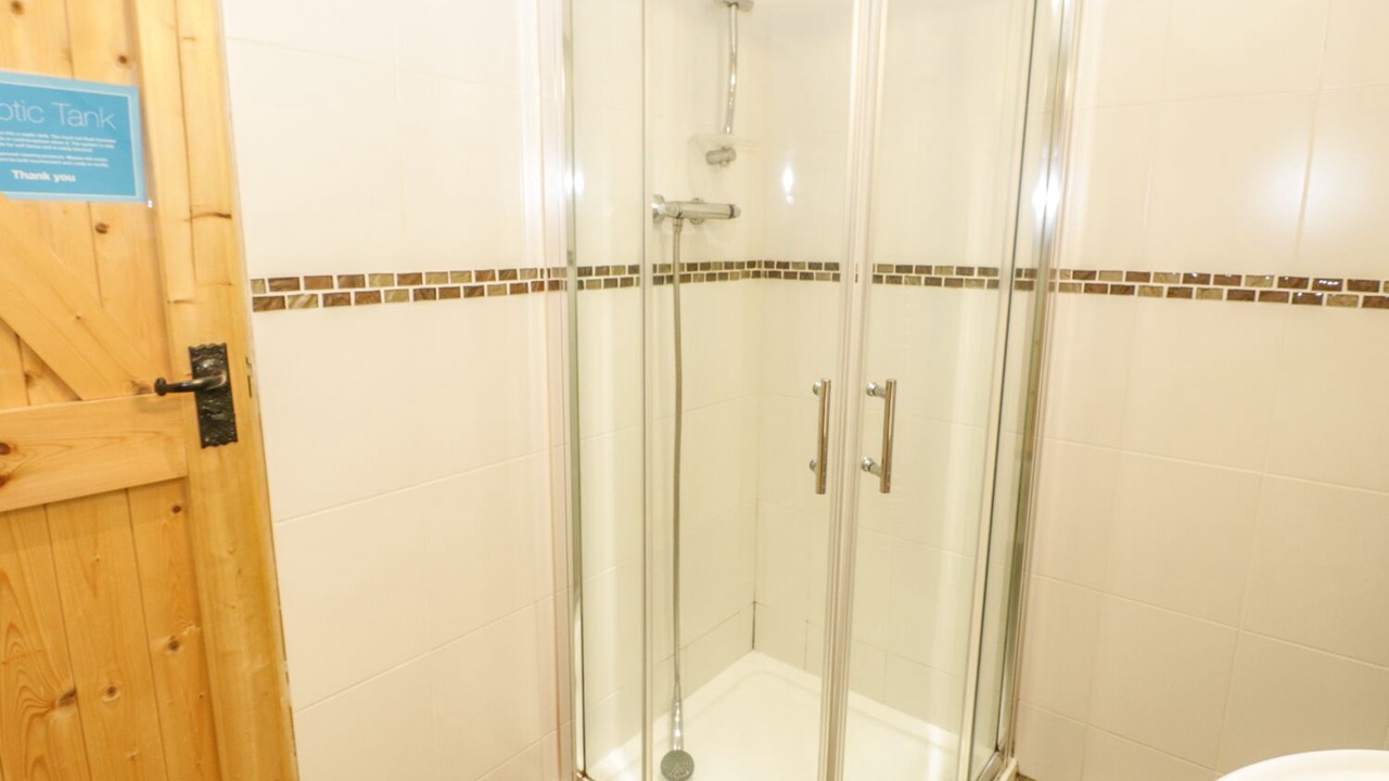 Photo of Others in Henryd