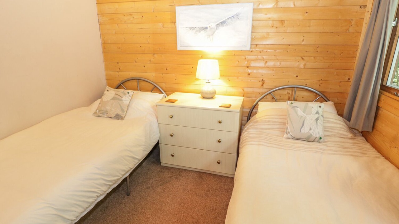 Photo of Others in Henryd