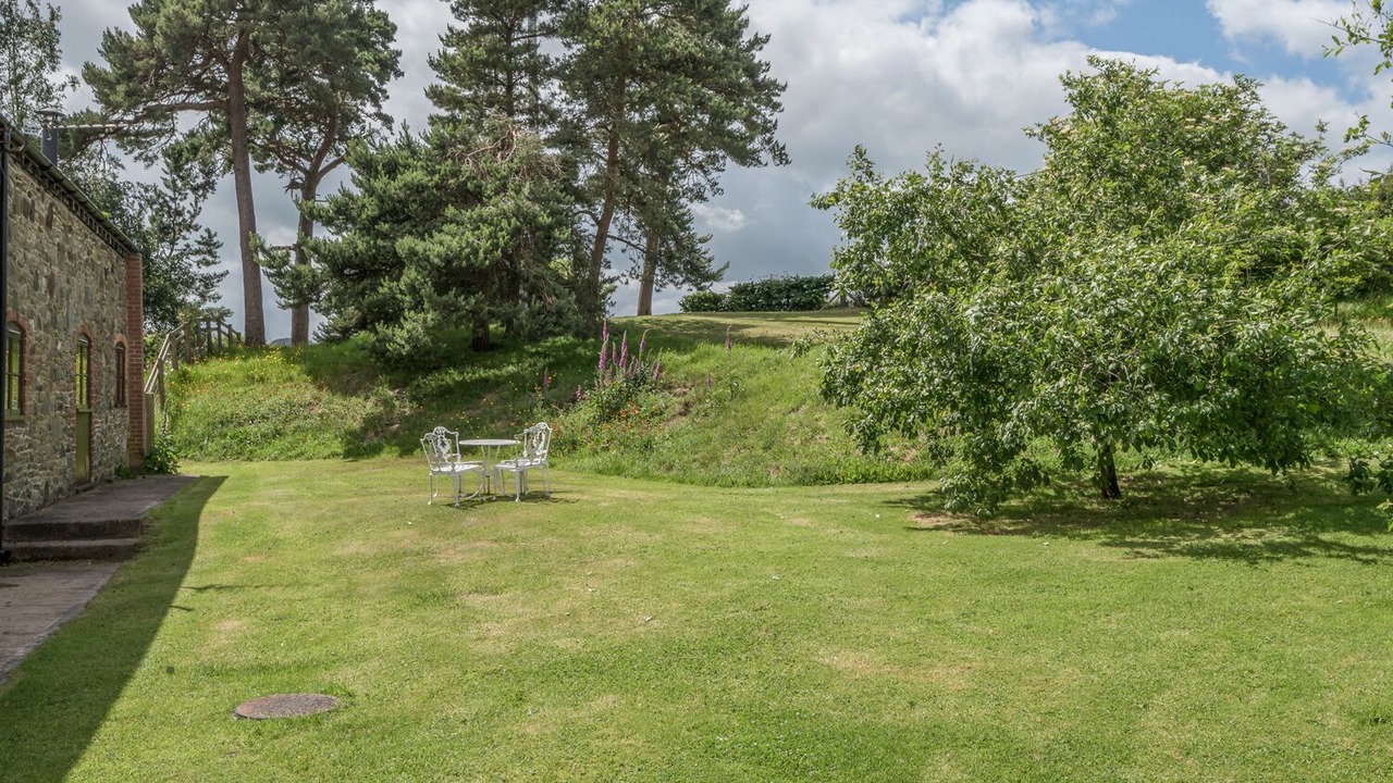 Photo of Others in Pontesbury