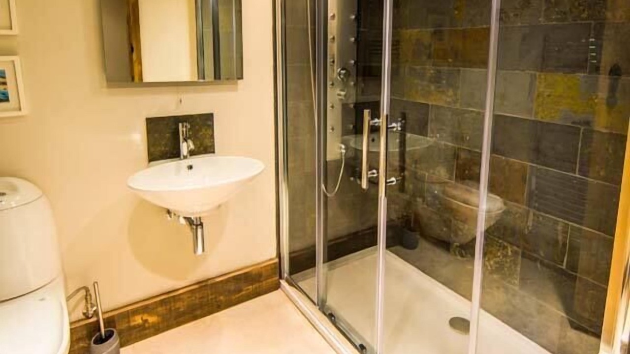 Photo of Others in Cromford