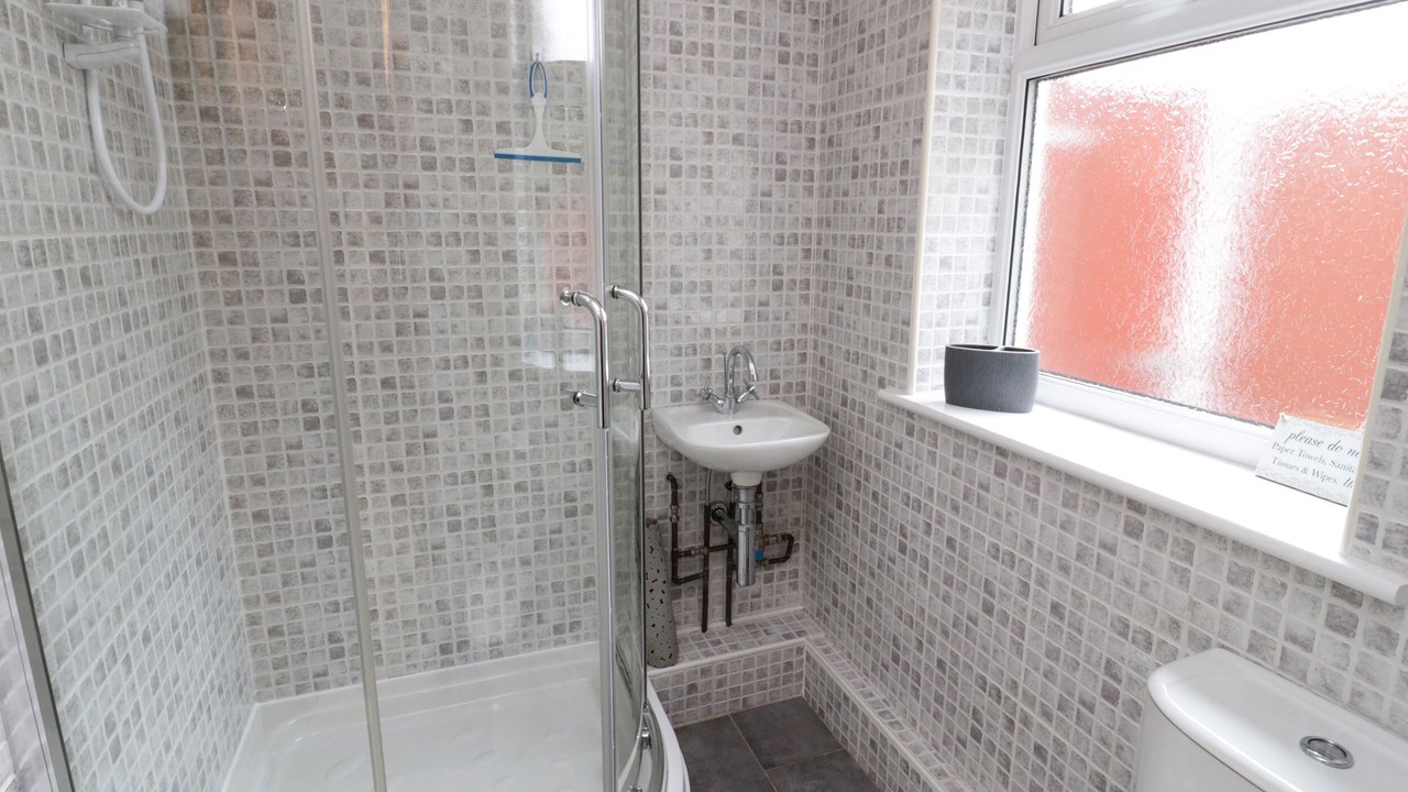 Photo of Bathroom in Eglwysbach
