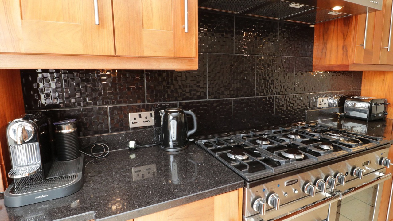 Photo of Kitchen in Eglwysbach