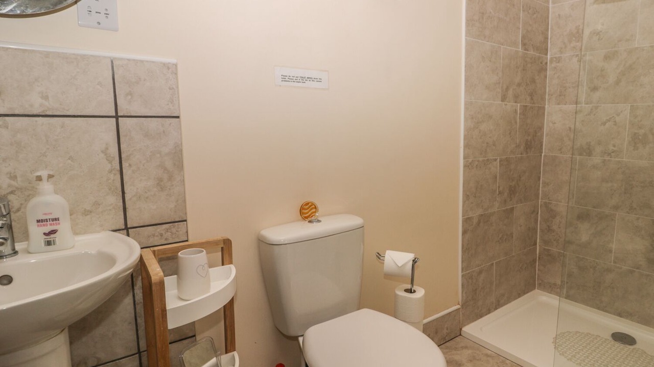 Photo of Others in Buckton