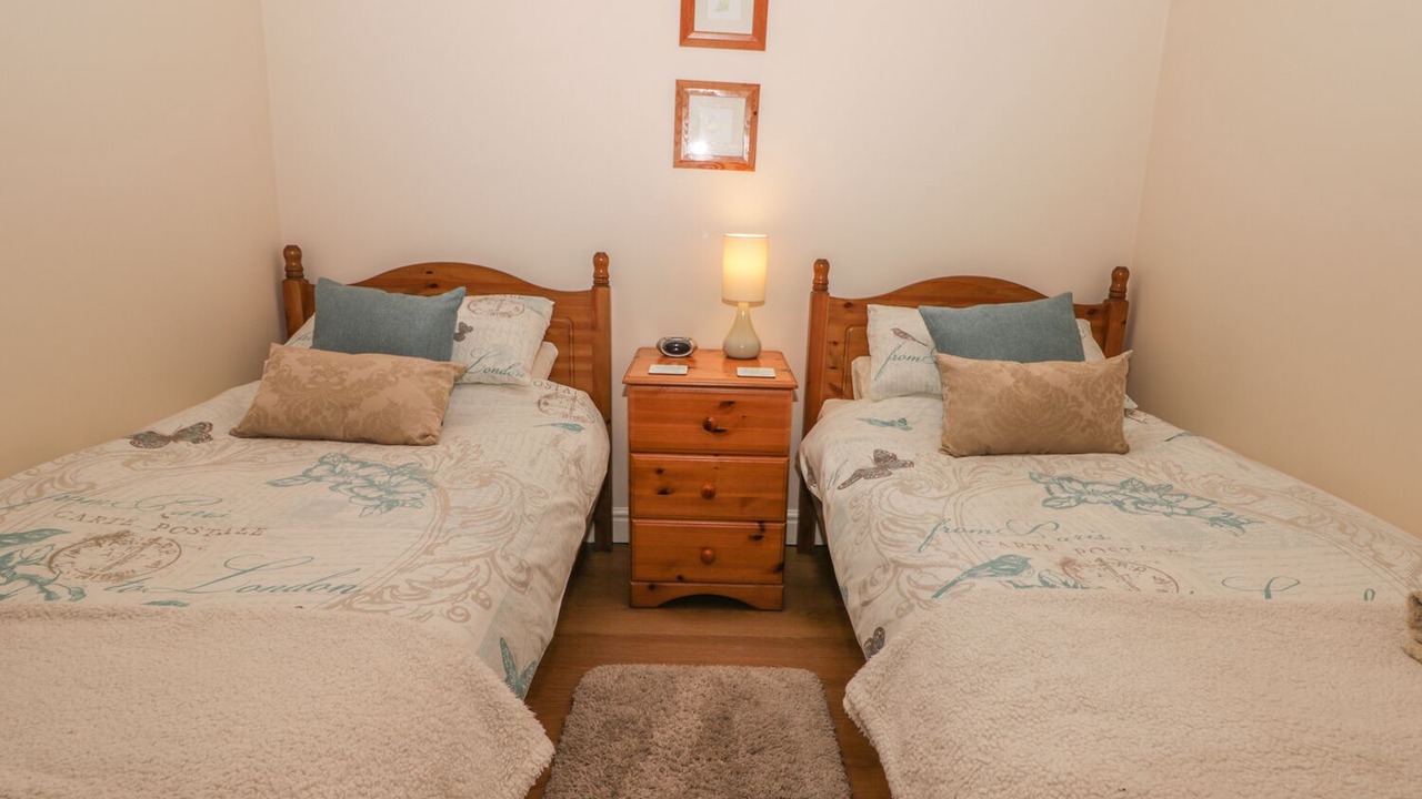 Photo of Others in Buckton