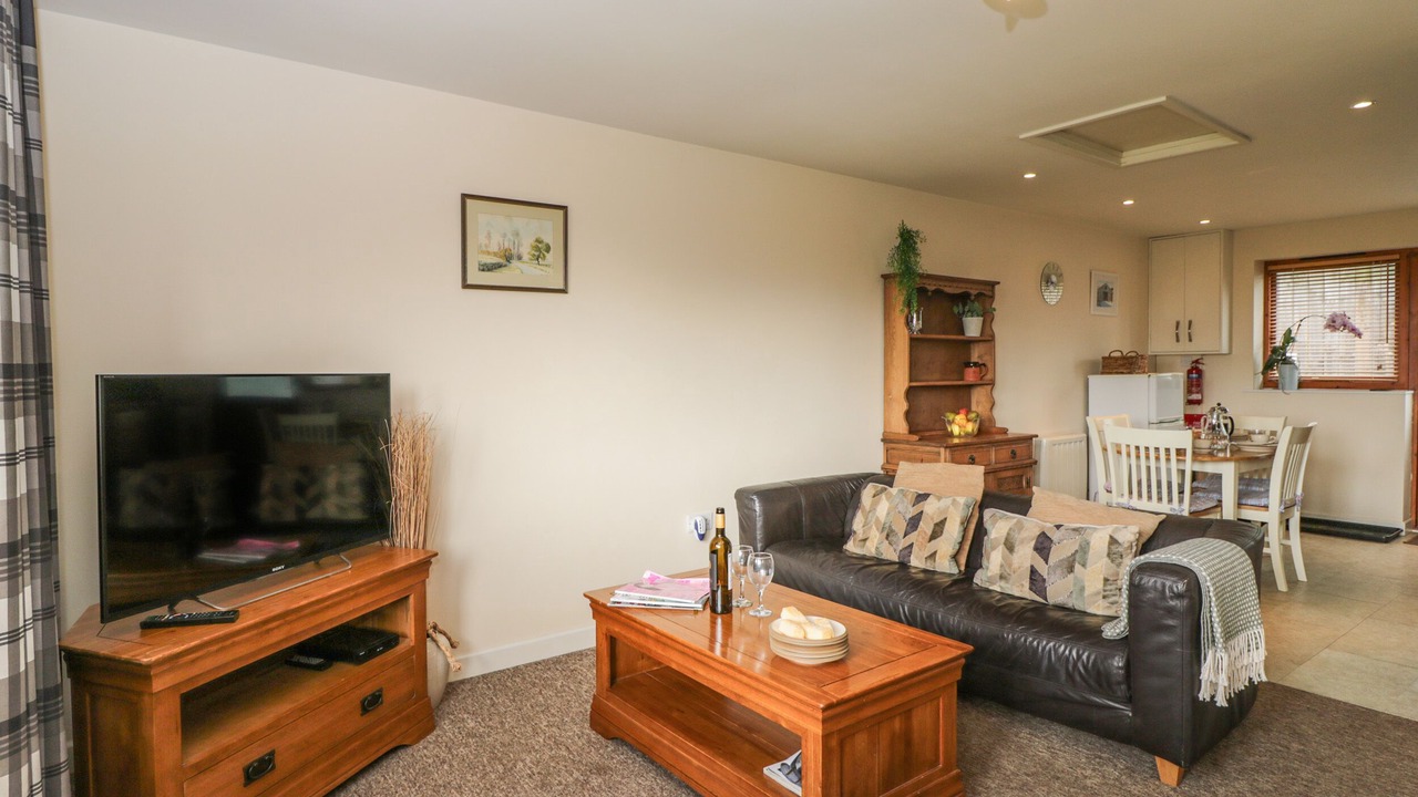 Photo of Others in Hook