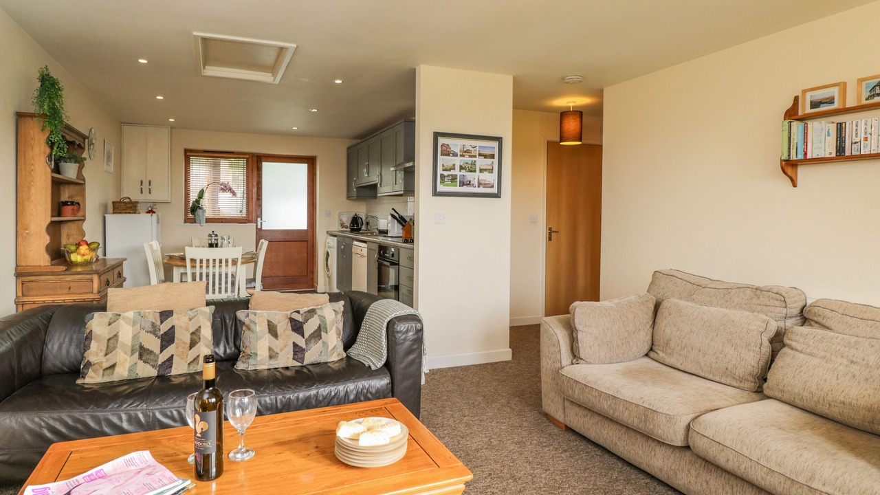 Photo of Others in Hook