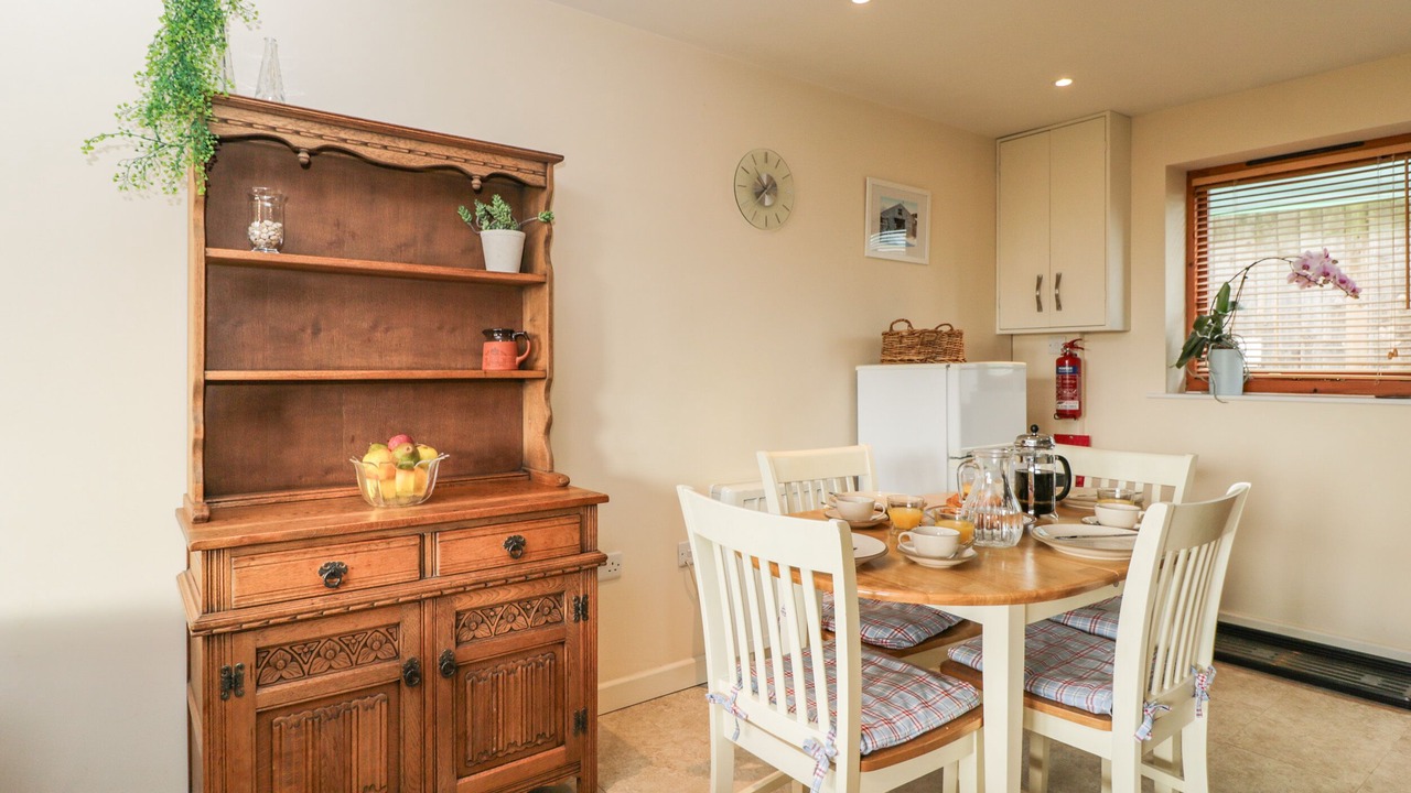 Photo of Others in Hook