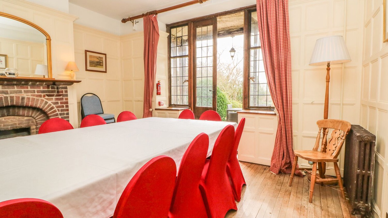 Photo of Others in Chiddingstone Hoath