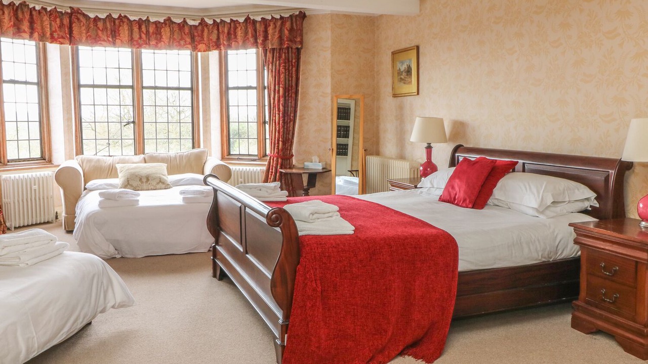 Photo of Others in Chiddingstone Hoath