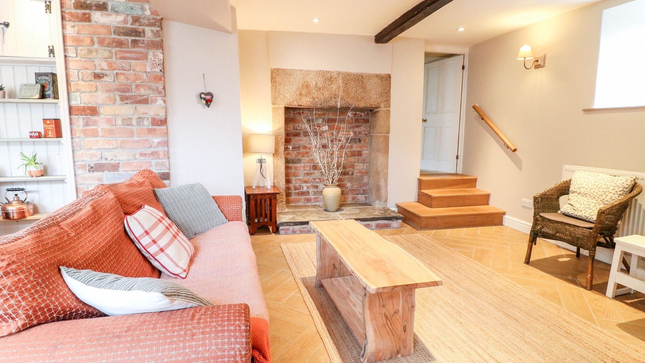 Photo of Livingroom in Parwich