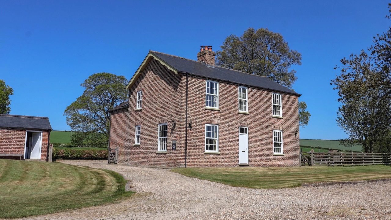 Photo of Outdoor in Buckton