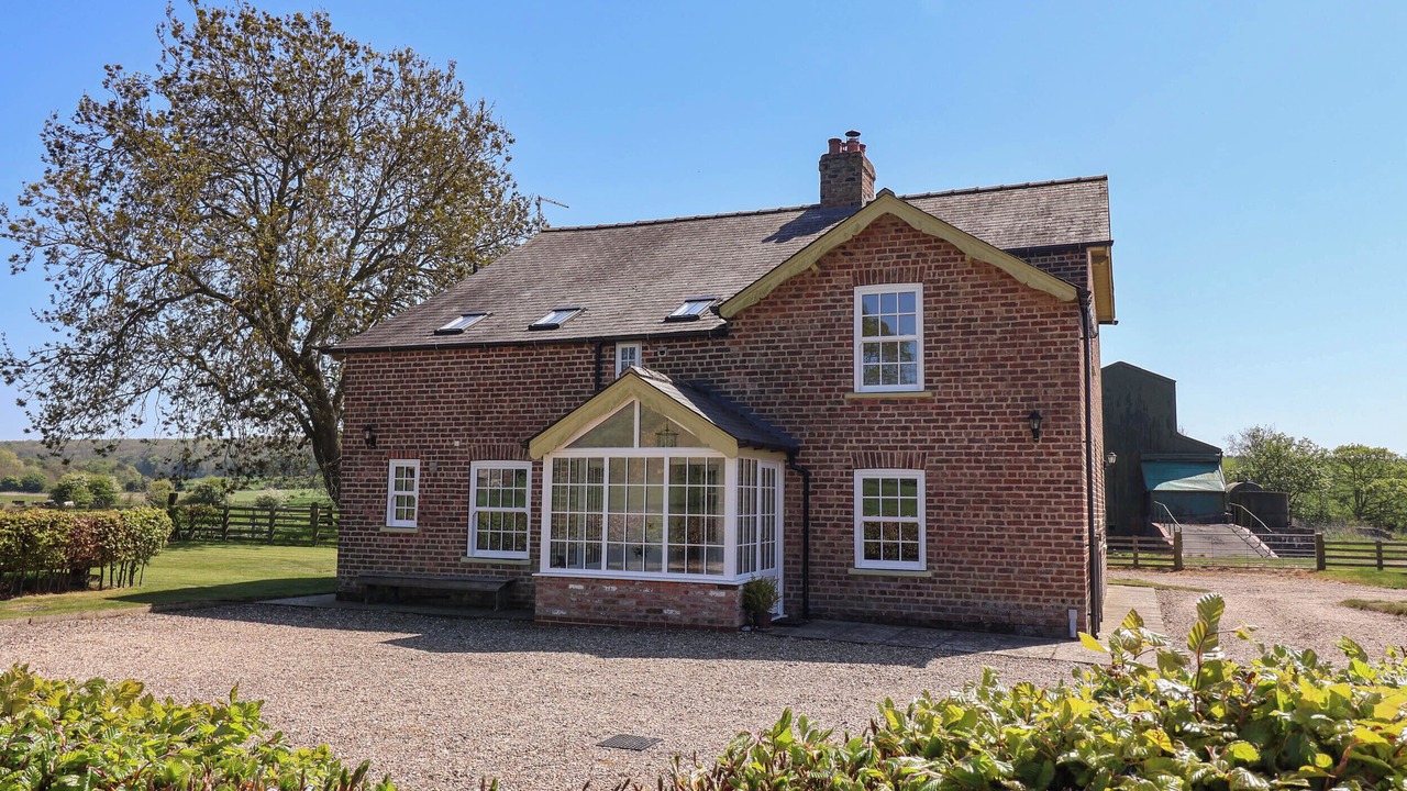 Photo of Outdoor in Buckton